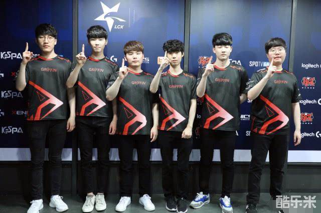 术打法复杂 术打法复杂