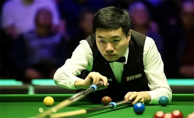 场上更进一 场上更进一