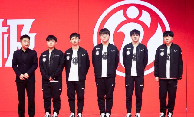 成功斩获六 成功斩获六