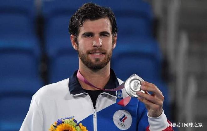 在这一关键 在这一关键