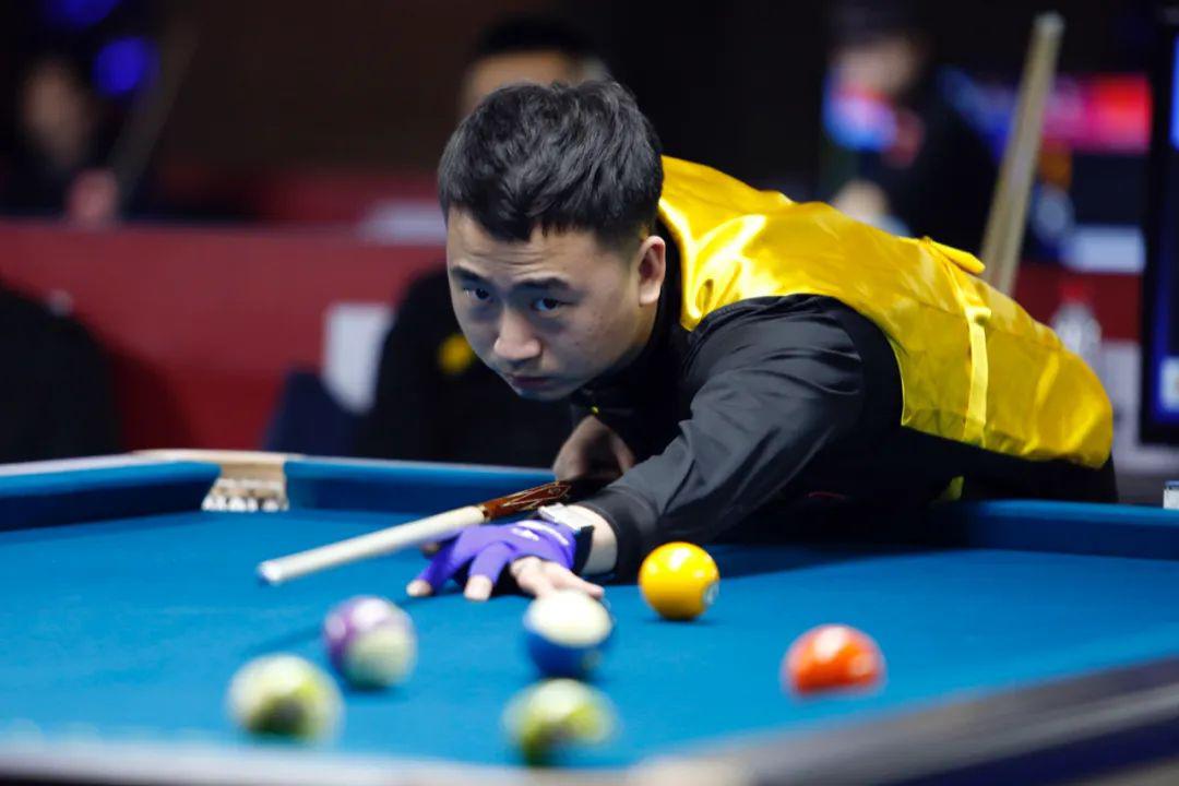 同时腾出生 同时腾出生