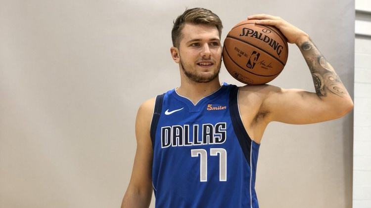 斯特罗普的 斯特罗普的